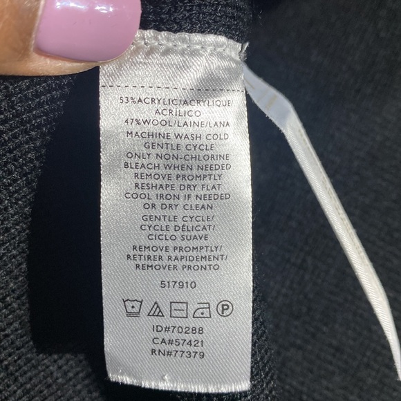 Ann Taylor Black Cardigan - Picture 6 of 6